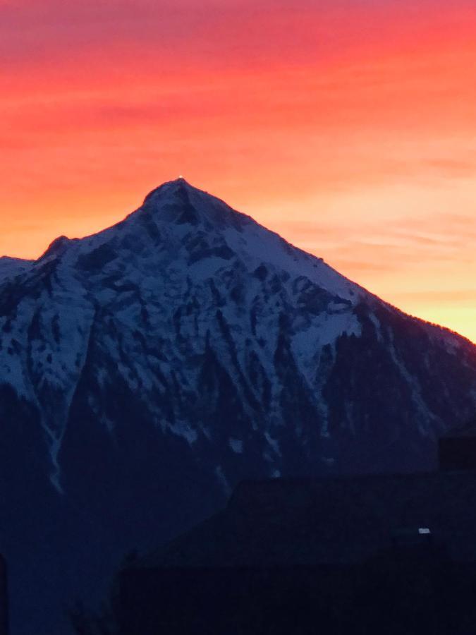 Wohnung Mit See Und Bergsicht Im Vier Sterne Hotel Beatenberg Esterno foto