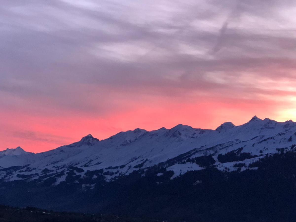 Wohnung Mit See Und Bergsicht Im Vier Sterne Hotel Beatenberg Esterno foto
