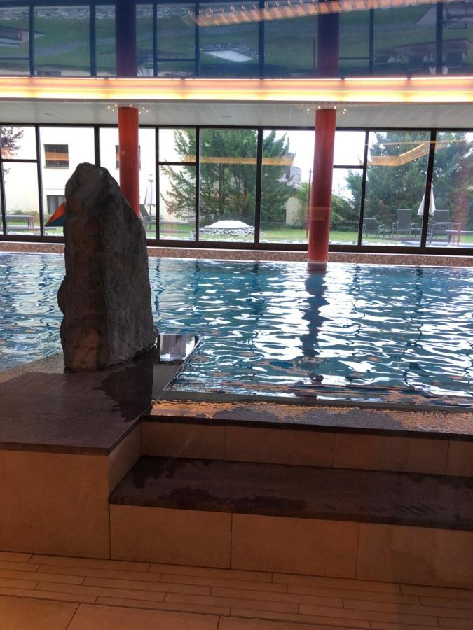 Wohnung Mit See Und Bergsicht Im Vier Sterne Hotel Beatenberg Esterno foto